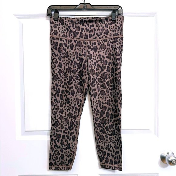 GAPFIT High Rise Dry Wicking Compression Cropped Leggings Size Small Petite - Picture 1 of 6